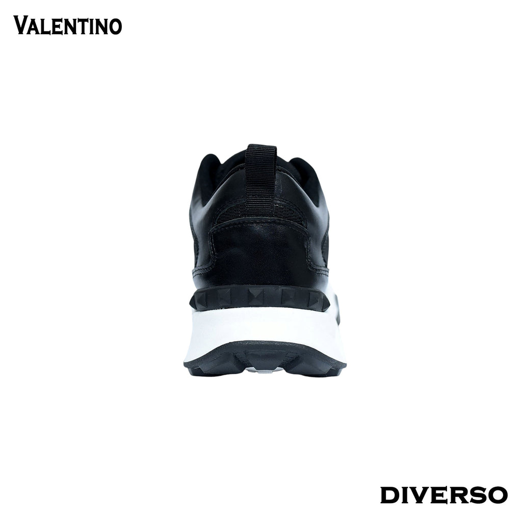 كوتشي رجالي VALENTINO